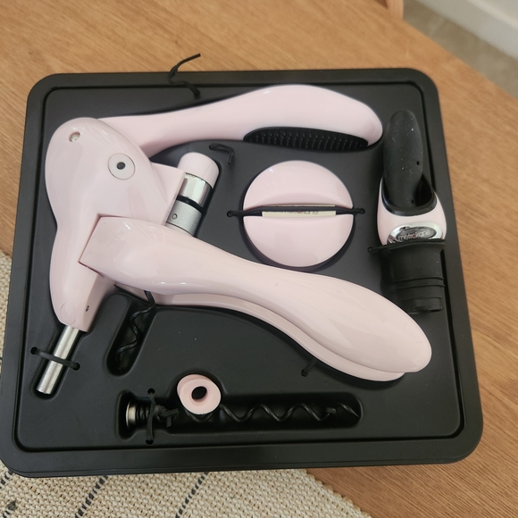Pink Rabbit Wine Opener Set - Picture 2 of 2